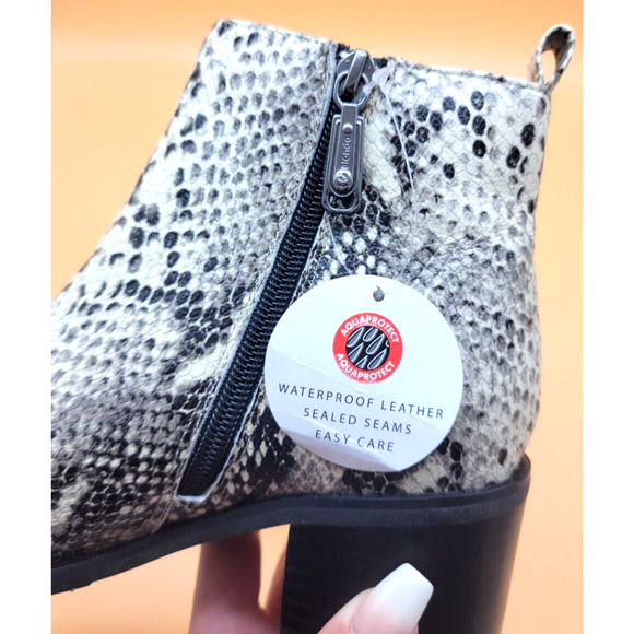 Blondo Elvina Ankle Bootie Women's SZ 6 Leather Snake Embossed Waterproof Boots - Picture 9 of 12